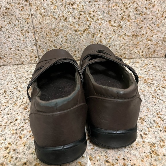 EASY STREET WOMENS SZ 7 1/2 M - Picture 2 of 3